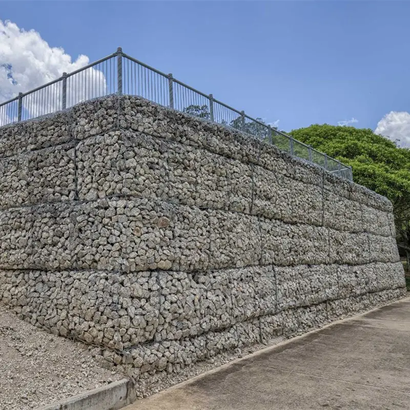 Çift bükülmüş esnek altıgen tel örgü galvanizli galfan pvc kaplı 2.7mm 8x10cm gabion istinat duvarı fiyat