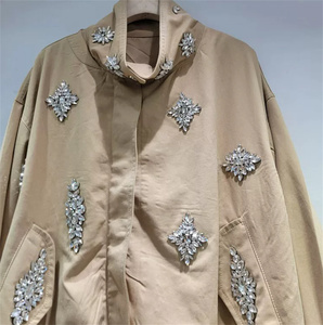 <span class=keywords><strong>Chaqueta</strong></span> Casual Holgada de Invierno 2026 con Cuello Vuelto, Manga Larga, Transpirable, Abotonada y con Tachuelas de Diamantes - Product Image 4
