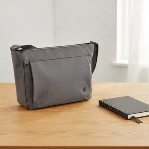Sac bandoulière imperméable et écologique, sac à bandoulière multi-poches, sac de voyage et de trajet, sac messager avec anneau en D - Product Image 4