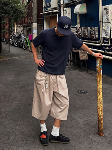 เสื้อยืดคอวี Old Money Wind Pit Polo แขนสั้น รุ่น 26 ซัมเมอร์ สินค้าใหม่ สไตล์อเมริกันเรโทร ลุคผู้ใหญ่เบาๆ - Product Image 1