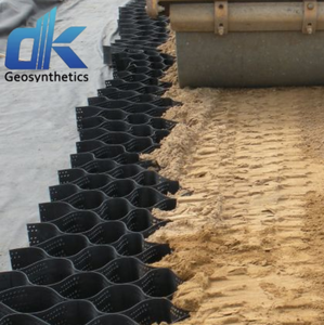 Stabilisateur de gravier en géocell HDPE, géorresistances alvéolaires pour la protection des pentes et le contrôle de l'érosion avec surface perforée texturée - Product Image 5