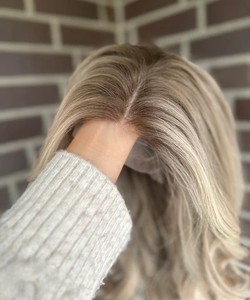Perruque juive en dentelle européenne Kingdom, racines cendrées avec <span class=keywords><strong>blond</strong></span> clair, perruque frontale en dentelle HD avec dentelle diamant pour femmes souffrant de perte de cheveux - Product Image 4