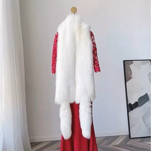 ผ้าคลุมไหล่ขนสุนัขจิ้งจอกสุดหรูพร้อมหาง ผ้าพันคอขนสัตว์สำหรับผู้หญิง สไตล์ฤดูหนาว เพื่อความอบอุ่น - Product Image 1