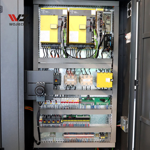 WJ5-650 <span class=keywords><strong>Siemens</strong></span> <span class=keywords><strong>CNC</strong></span> điều khiển 5 trục <span class=keywords><strong>CNC</strong></span> trung tâm gia công dọc Độ chính xác cao cho các bộ phận phức tạp xử lý - Product Image 4