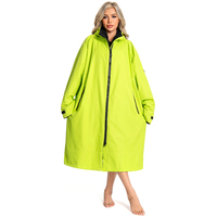 Logo personnalisé de l'usine OEM Robe à langer imperméable à séchage rapide Parka de natation pour surf Robe de camping Veste d'extérieur en polaire avec capuche