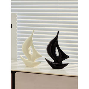 Adorno de velero moderno, decoración de cerámica para sala de estar, oficina, hogar, regalo, decoración navideña, forma irregular J123 - Product Image 4