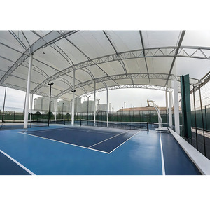 Auvent de toit extérieur élégant et minimaliste pour terrain de sport contemporain - Product Image 2