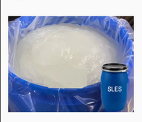 Sodium Lauryl Ether Sulfate (SLES) 70% Qualité Cosmétique Pâte Blanche/Jaunâtre pour Soins Capillaires Cosmétiques Matières Premières Détergents