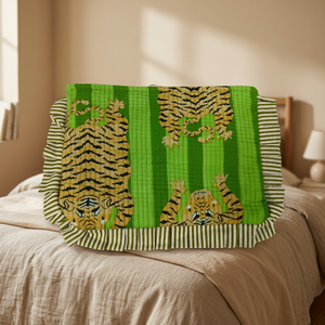 Étui à livres décontracté en coton imprimé léopard Vivid Block Print - Vert, durable, accessoire pour livres PNM Overseas - Product Image 3