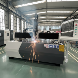 Machine de découpe laser à fibre professionnelle, sûre, efficace, longue durée de vie, solution économique pour le traitement industriel des métaux - Product Image 1