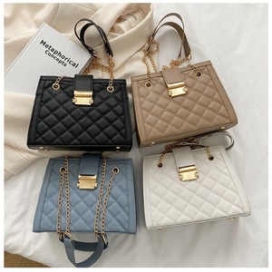 Sac Tendance 2024 <span class=keywords><strong>Femelle</strong></span> Bolsos de hombro para mujer Nueva moda Bolso de mujer a rayas Venta al por mayor Pu Bolso de mujer - Product Image 3