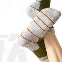 Chaussettes de course mi-mollet pour hommes, anti-odeur, rembourrées, respirantes, pour marathon, badminton, basketball, logo personnalisé, vente en gros