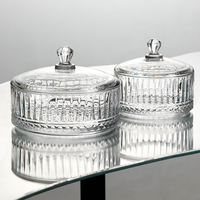 Pot de rangement cannelé en verre sodocalcique fabriqué à la machine avec couvercle transparent, disponible en deux tailles, pot décoratif en verre pour comptoir de cuisine et de salon