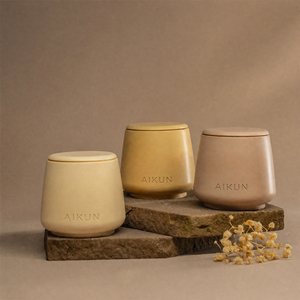 Velas Aromáticas de Cera de Soya de Lujo Únicas para Decoración del Hogar AIKUN, Velas Personalizadas en Frascos de Cerámica de 5.3 oz, 8 oz, 10.5 oz y 15.8 oz - Product Image 2