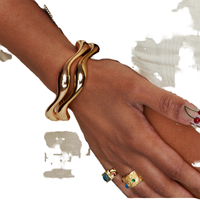 Brazalete de Mujer Estilo Vintage, Chapado en Oro de 18K, Acero Inoxidable 316L, Diseño de Onda Irregular, Joyería de Moda Impermeable