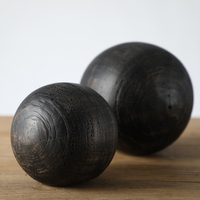 Boule artisanale faite à la main en polyrésine de résine de luxe de style nordique pour la décoration intérieure