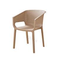 Vente en gros de chaises d'extérieur en plastique bon marché Chaise de salle à manger empilable en PP coloré Monoblock Polypropylène Sillas De Plasticas