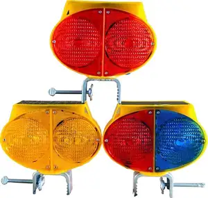 번쩍이는 빨간 파란 Led Blinkers 태양 교통 램프 안전 바리케이드 빛