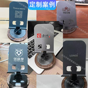 Patrón de texto giratorio de metal completo Soporte de teléfono de escritorio de grano de madera de nogal negro Regalo corporativo - Product Image 4