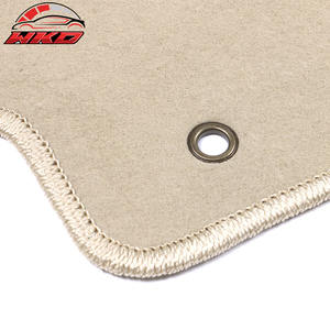 พรมปูพื้นสำหรับโตโยต้า คัมรี่ 02-06 รถไลเนอร์ด้านหน้าด้านหลังกำมะหยี่สีเบจพรมกันลื่น 4 ชิ้น - Product Image 2