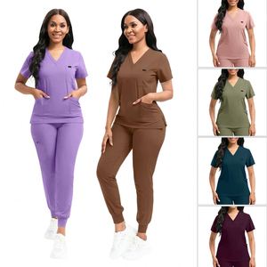 Conjunto de Uniformes Médicos con Cuello en V para Mujer 2026 |   94% Poliéster 6% Elastano |   Uniformes de Enfermera con Múltiples Bolsillos, Ropa de Trabajo para Hospital - Product Image 1