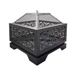Braciere Quadrato in Ferro con Coperchio a Rete Piramidale Antifiamma, Motivo Geometrico Intagliato e Piedi Angolari - Product Image 6