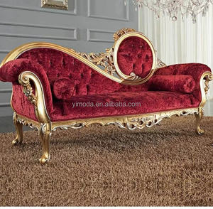 أريكة من أوراق الشمبانيا المخملية باللون الأزرق الداكن أريكة خشبية منحوتة بالطراز الأوروبي - Product Image 1