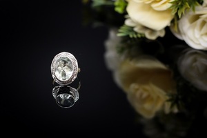 Anillo Único Hecho a Mano de Plata de Ley 925 con Amatista Verde, Engaste de Bisel Ovalado, Joyería de Moda para Mujer, Fiesta de Bodas Indias - Product Image 3