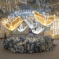 Lustre Moderne de Luxe Simple Papillon Mariage Lampe Acrylique Or Lustre Chambre