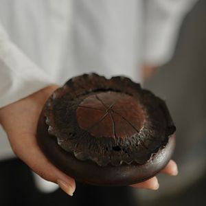 Brûleur d'encens artisanal en racine de bambou, style capsule de lotus, pour l'aromathérapie et la cérémonie du thé - Product Image 1