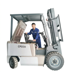Carrello Elevatore Elettrico YCMG CPD30 da 3 Tonnellate con Batteria al Piombo-Acido, Certificato CE ISO, per Logistica di Magazzino - Product Image 1