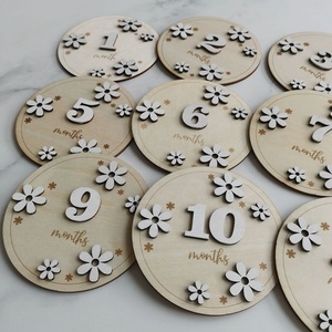 Cadeau de fête prénatale pour maman, fleur de marguerite, premier anniversaire du bébé, carte de développement du bébé en bois, carte de développement interchangeable - Product Image 5