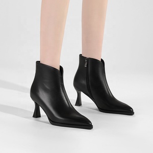 Bottines à talon aiguille pour femmes, en <span class=keywords><strong>daim</strong></span> et PU, avec fermeture éclair latérale, bout pointu, talon aiguille, hauteur accrue, style occidental formel pour l'automne - Product Image 4