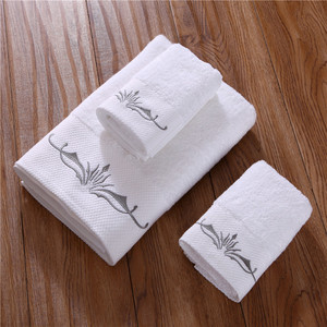 Custom Logo <strong>Print</strong> Embroidered Cotton <strong>Towel</strong> 5 Star Hotel Face Hand Bath <strong>Towel</strong> for Salon <strong>Beauty</strong> Spa - Product Image 6