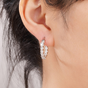 Orecchini in Metallo con Zirconia Cubica Geometrica Rotonda per Donne, Gioielli Eleganti e alla Moda - Product Image 3