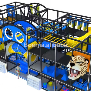 Gran Parque Infantil Interior para Niños con Toboganes Suaves Ondulados y Redes de Escalada para la Diversión en el Centro de Juegos - Product Image 6