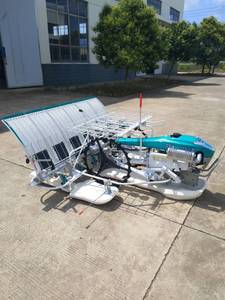 Trapiantatrice di riso manuale Wubota a 4 file, ad alta velocità operativa, per piantine di riso - Product Image 5