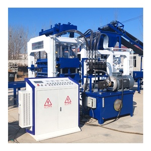 Oportunità di Business ad Alto Profitto: Macchina Automatica per la Produzione di Blocchi in Calcestruzzo QT10-15 con Motore PLC, Cambio e Pressione Idraulica a Basso Prezzo - Product Image 4