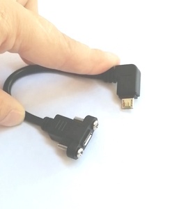 Cable de montaje en panel Miro USB 2,0 con ángulo de 90 grados Envío rápido Chaqueta de PVC y blindaje de lámina para cámaras y computadoras - Product Image 1