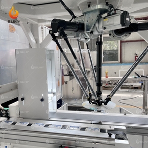 Chaîne de production de tissus humides de bonne qualité 12 rouleaux Machine de fabrication de tissus humides pour bébés entièrement automatique avec <span class=keywords><strong>robot</strong></span> couvercle - Product Image 6
