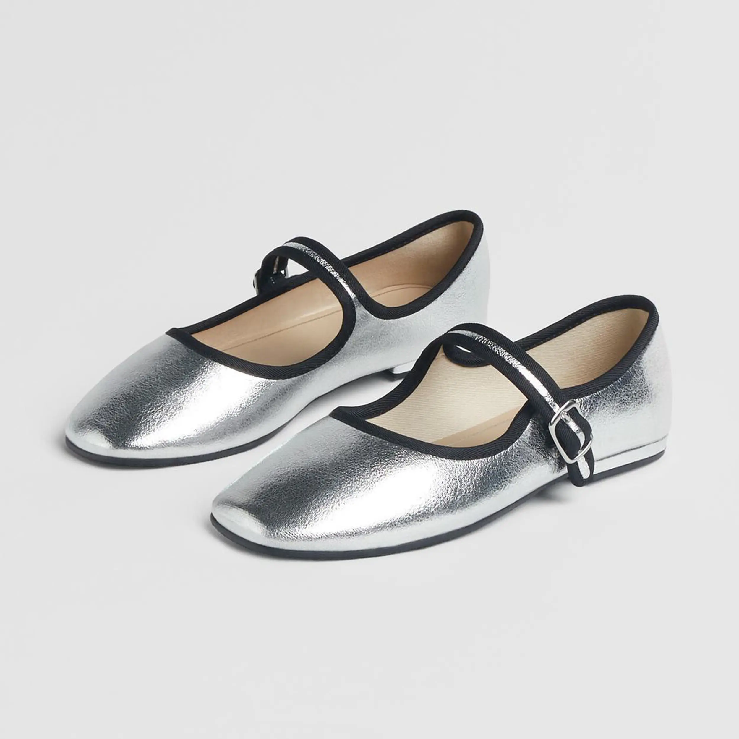 Kadın moda yürüyüş ayakkabısı bale daireler rahat bayan rahat elbise loafer'lar gümüş üzerinde kayma düz Mary Jane pompaları