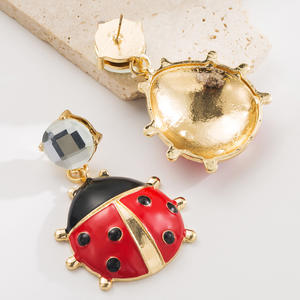 Mode élégant belle insecte <span class=keywords><strong>coccinelle</strong></span> boucles d'oreilles exquis dessin animé mignon métal goutte d'huile coléoptère insecte anneau femmes fête bijoux - Product Image 4