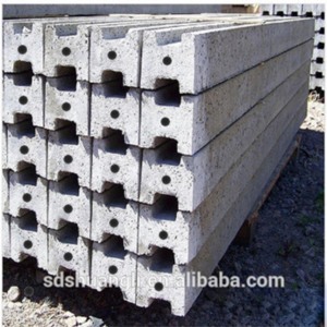 Máquina para Fabricar Postes <span class=keywords><strong>de</strong></span> <span class=keywords><strong>Hormigón</strong></span> Prefabricado para Cercas Agrícolas <span class=keywords><strong>en</strong></span> India - Product Image 2