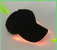 Proveedores divertido LED sombrero gorra para hombres mujeres luminoso correr gorra al por mayor al aire libre noche béisbol deportes gorra con luz LED