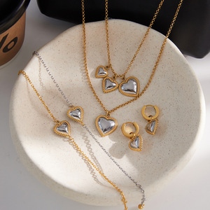 Ensemble de bijoux en forme de cœur, acier inoxydable plaqué or, collier, bracelet, boucles d'oreilles, cadeau pour femme - Product Image 4