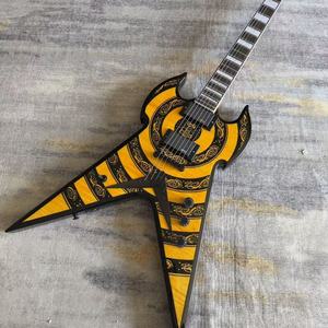 Guitarra Eléctrica <span class=keywords><strong>Odin</strong></span> Flying V con Chapa de Madera con Diseño de Rayas de Tigre, Equipada con Pastillas EMG para un Rendimiento Profesional - Product Image 1