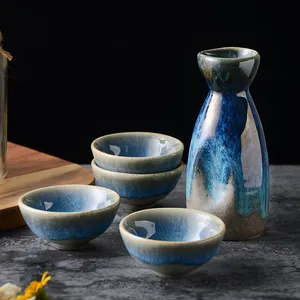 Creative Design Personalized Sake Bottle 4pcs Ceramic Sake Cup Custom Vintage Japanese Ceramic Sake Set