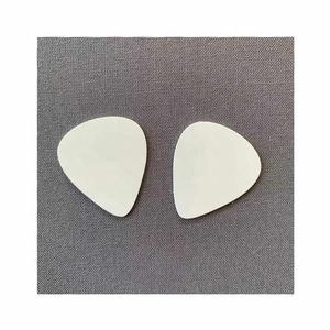 लोकप्रिय बिक्री 2 पक्षीय डाई सबलिमिनेशन एल्यूमीनियम गिटार चुनती है 1 मिमी प्राचीन सफेद चमक सबलिमिनेशन एल्यूमीनियम खाली धातु - Product Image 6