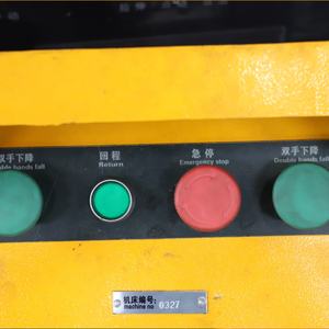 <span class=keywords><strong>Presse</strong></span> hydraulique électrique à quatre colonnes de 200 tonnes utilisée pour l'<span class=keywords><strong>atelier</strong></span> - Product Image 4