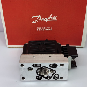Module de commande électronique PVEO32(S7) 11166743 remplace le solénoïde 157B4228 en stock - Product Image 1